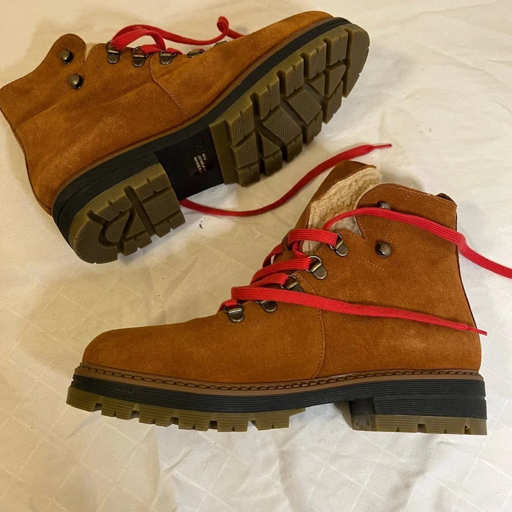 AVELLINI Sherpa‎ Boot Rust Brown US 8 EU 39 Suede Ankle NWOB Lined Spain Leather